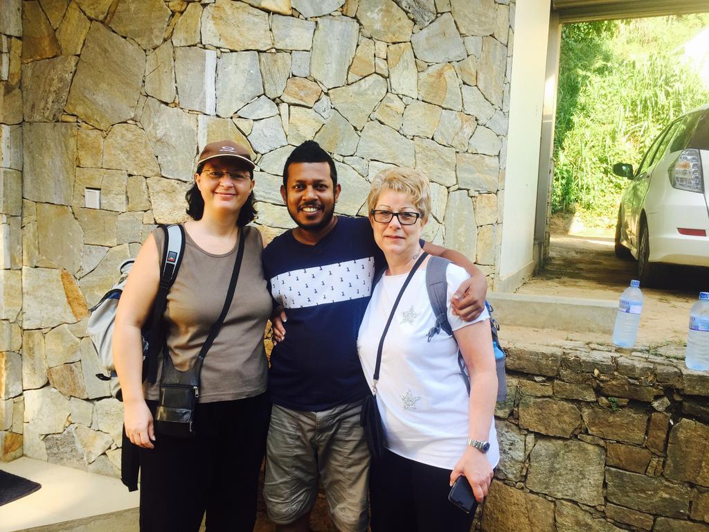Aronka Homestay 캔디 외부 사진