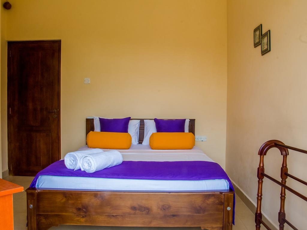 Aronka Homestay 캔디 외부 사진