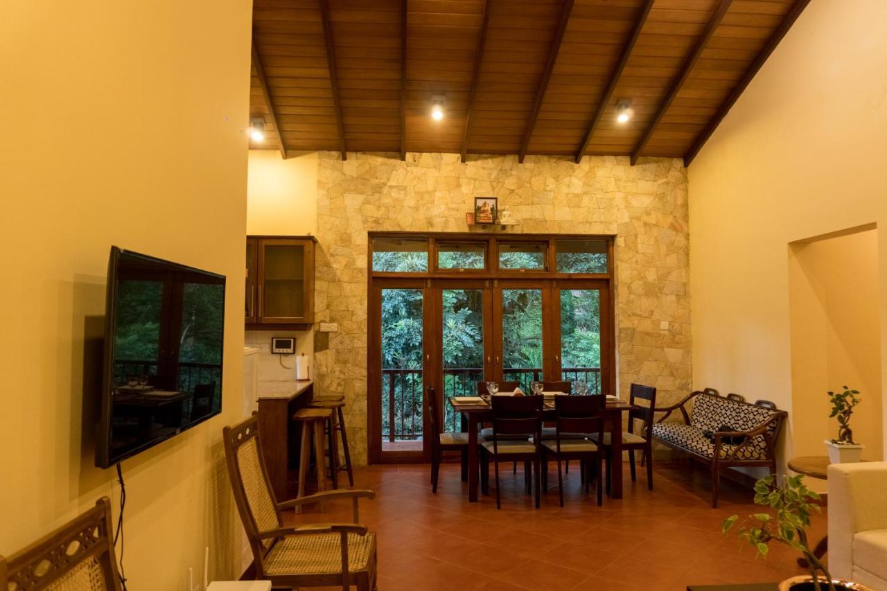Aronka Homestay 캔디 외부 사진