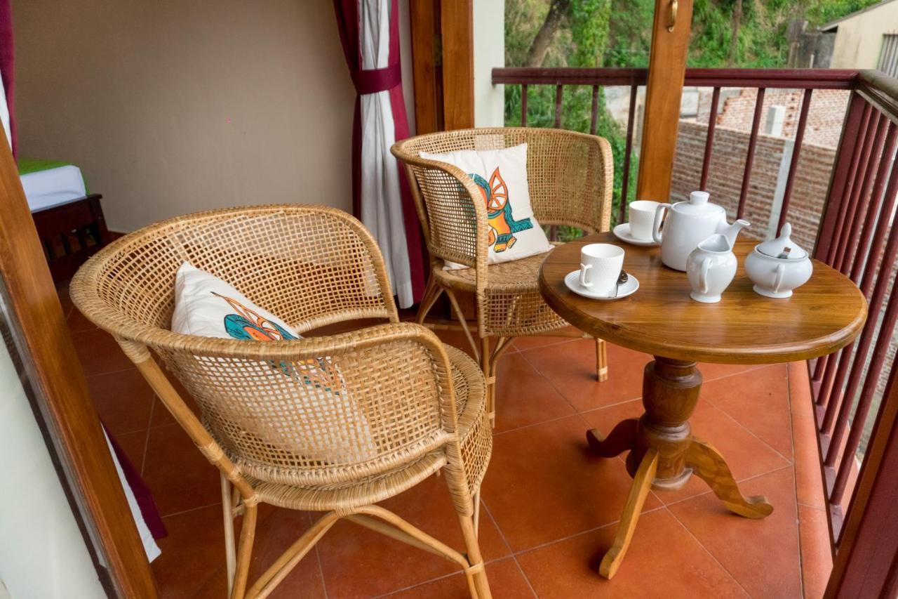 Aronka Homestay 캔디 외부 사진